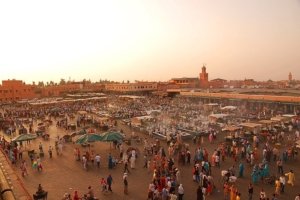 Marrakech vs Fes: Jemaa el-Fna square